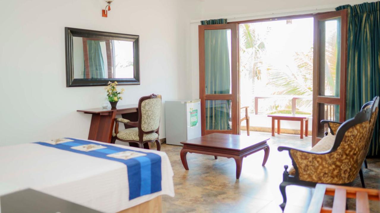 Mother'S Place Nimala Hikkaduwa Exterior foto